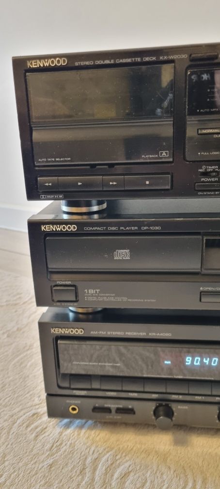 Linie Kenwood, receiver, cd player si dublu deck, perfecta stare