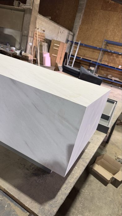 Masuta cafea din pal tip marmura