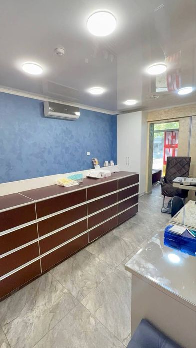 Продаётся Коммерческое Помещение 140кв.м 1-Линия Юнусабадский район