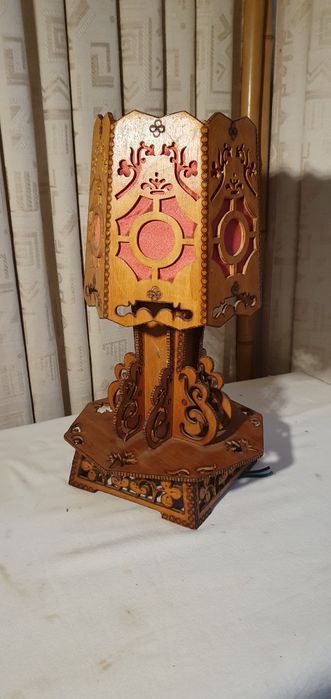 Vând veioza artizanala