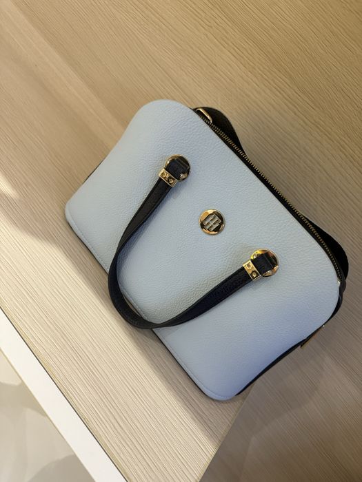 Дамска чанта Tommy Hilfiger
