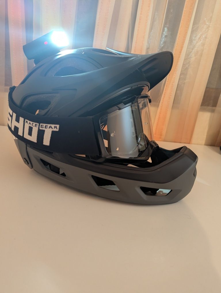 Каска TSG L размер, нова (mtb)