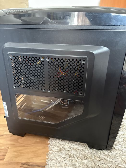 Vand caracasa pc gaming + sursa