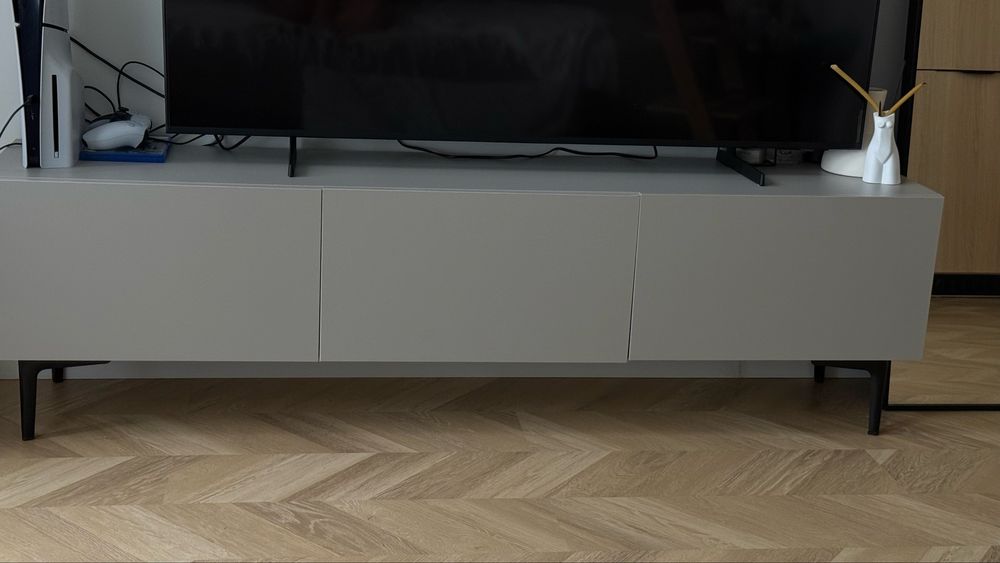 Тумба под телевизор/ в гостиную