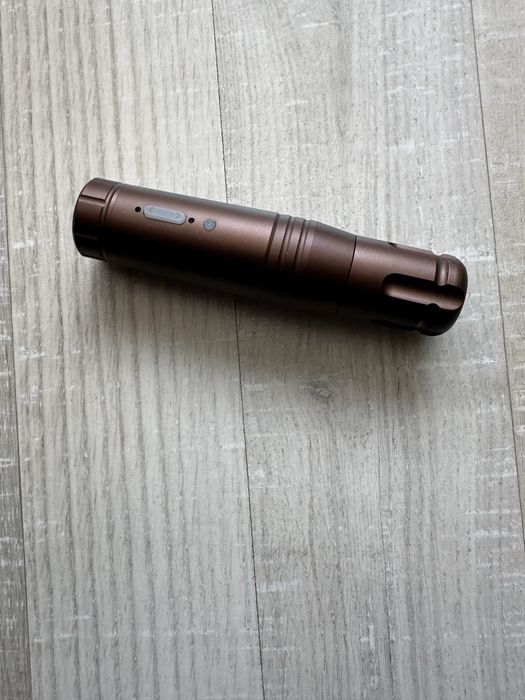 Aparat PMU micropigmentare wireless