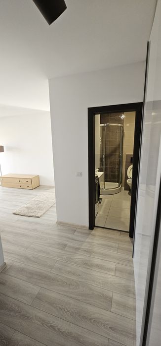 Proprietar direct Vând apartament 3 camere Brown Luxury rond Pacurari