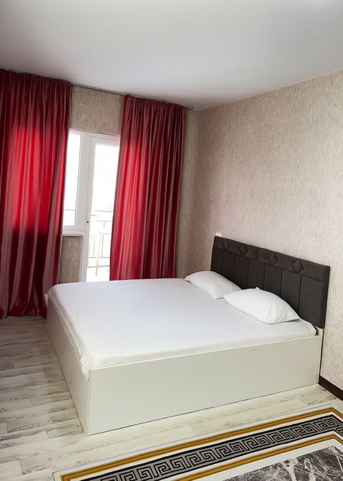 Сдается 1ком квартира почасам и посуточно Момышулы