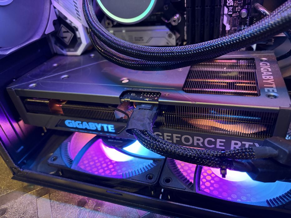 Видеокарту 4070 super