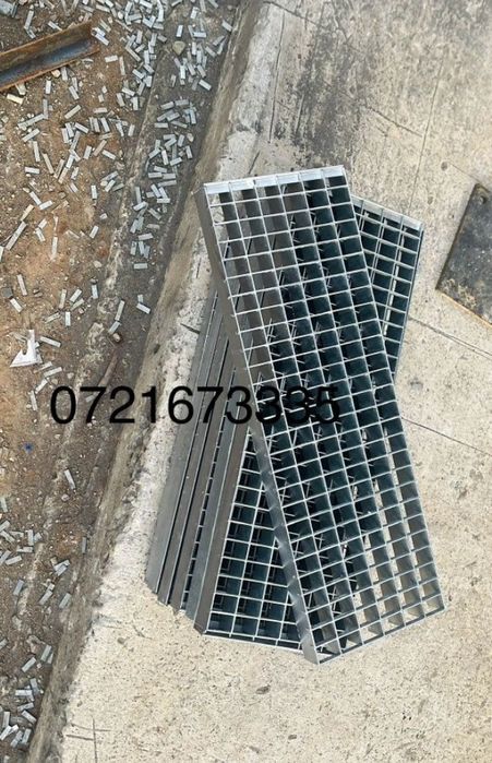 Trepte  zincate  la  comanda