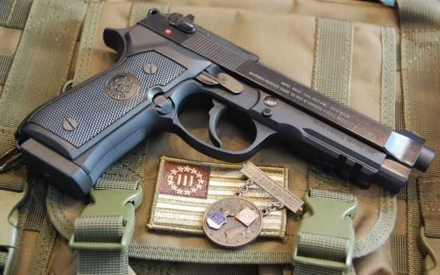 Pistol Airsoft Beretta 90TOW Made in Germany 4j METAL
