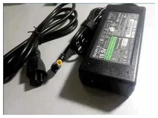 Блок питания от SONY ! на телевизор или на ноутбук !