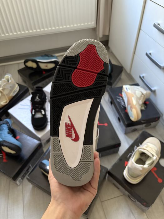 Jordan 4 marimea 43