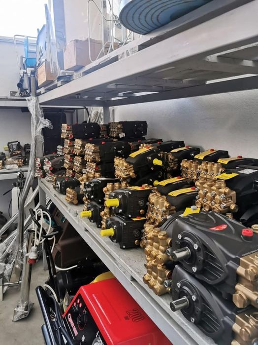 Vând spalatorii care wash cu jetoane