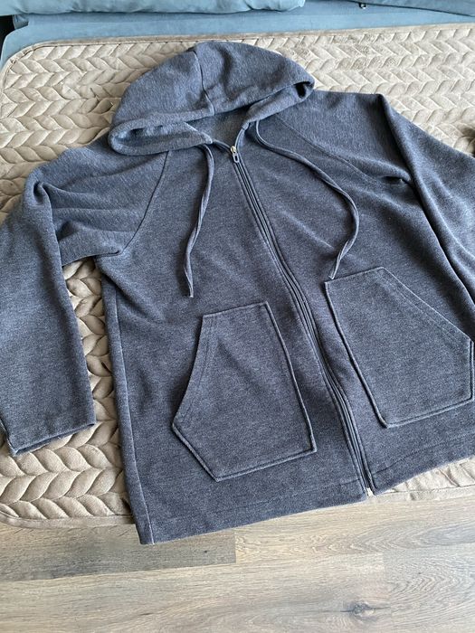 Продаю спортивный костюм