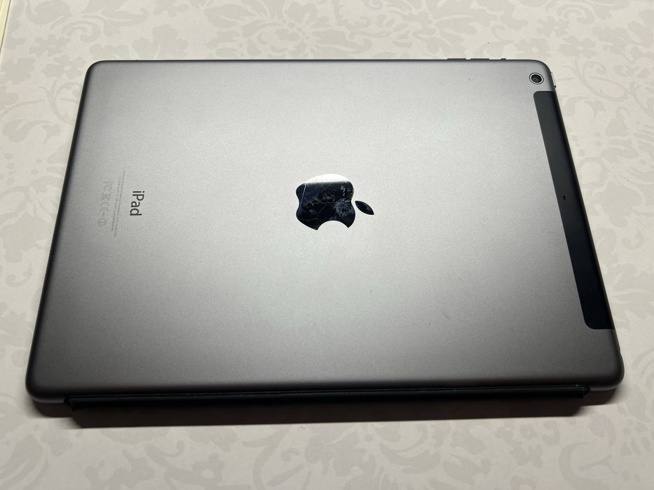 Ipad Air Wifi Cell 16 GB Space gray
