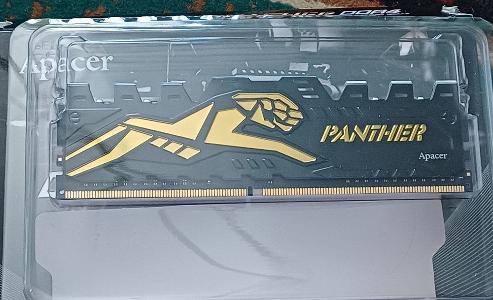 Оперативная память APACER PANTHER DDR4 8 GB