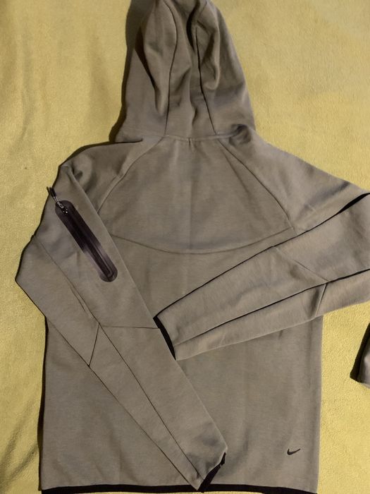 Nike Tech Fleece, нов, M размер,