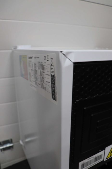 Comfee Свободностоящ, RCU40WH2 Мини Фризер, 31л, лек козметичен дефект