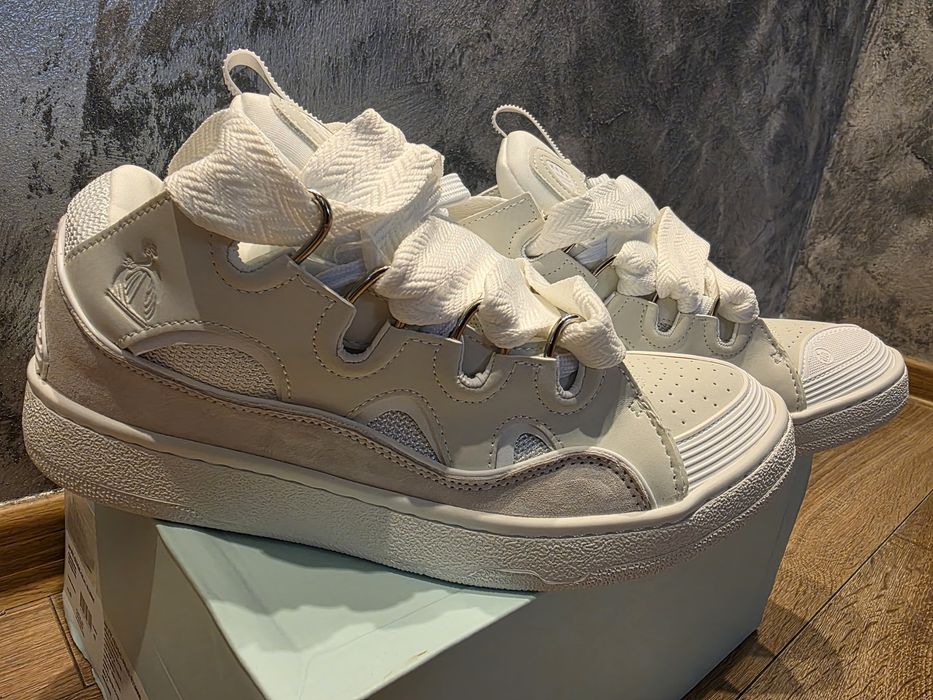 Vând Lanvin curb 43