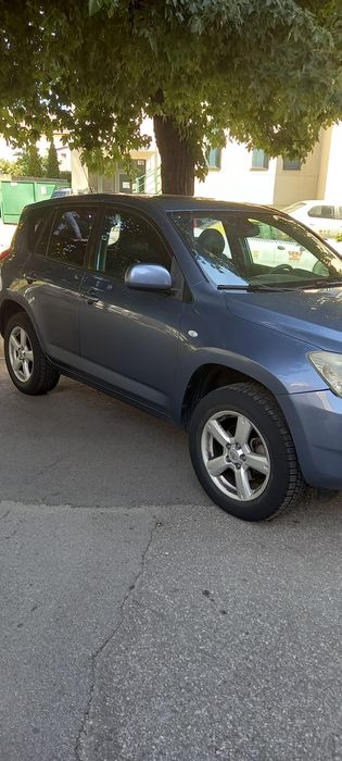 Vânzări auto Toyota RAV4