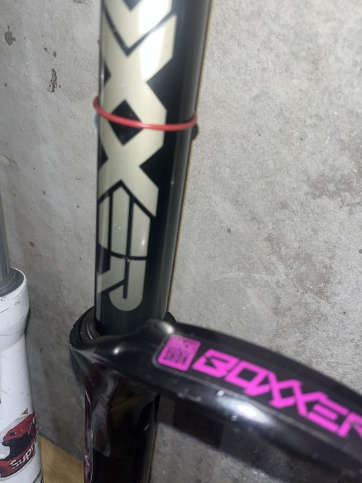Вилка за колелоRock shox boxxer 2017 charger 27,5