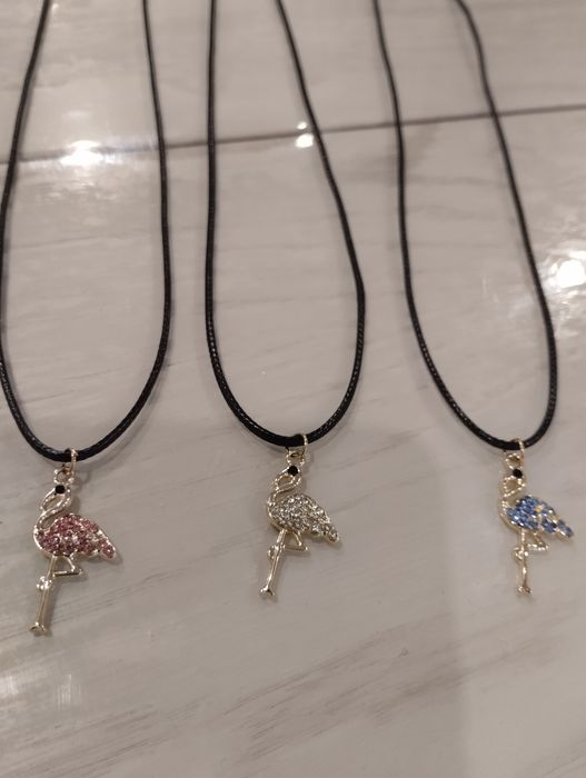 Коледни колиета и Висулки