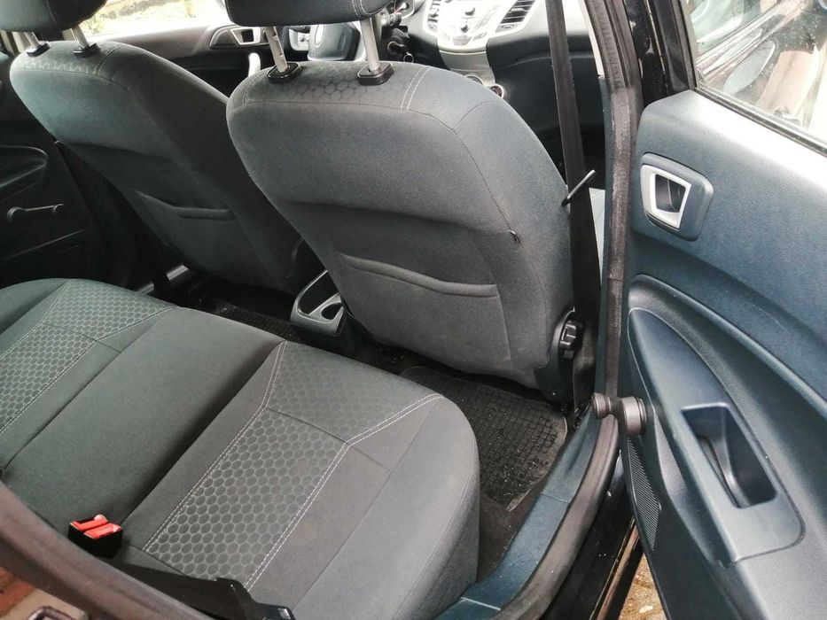 Ford fiesta titanium 2013