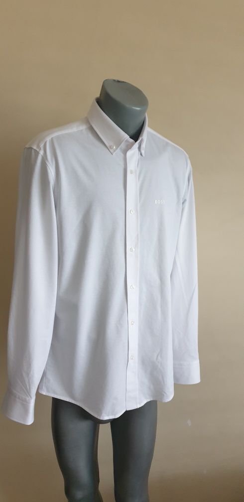 Hugo Boss  Regular Fit  Mens Size - 40 / M НОВО! ОРИГИНАЛ! Мъжка Риза!