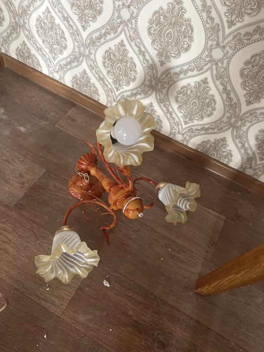 Люстра рабочая