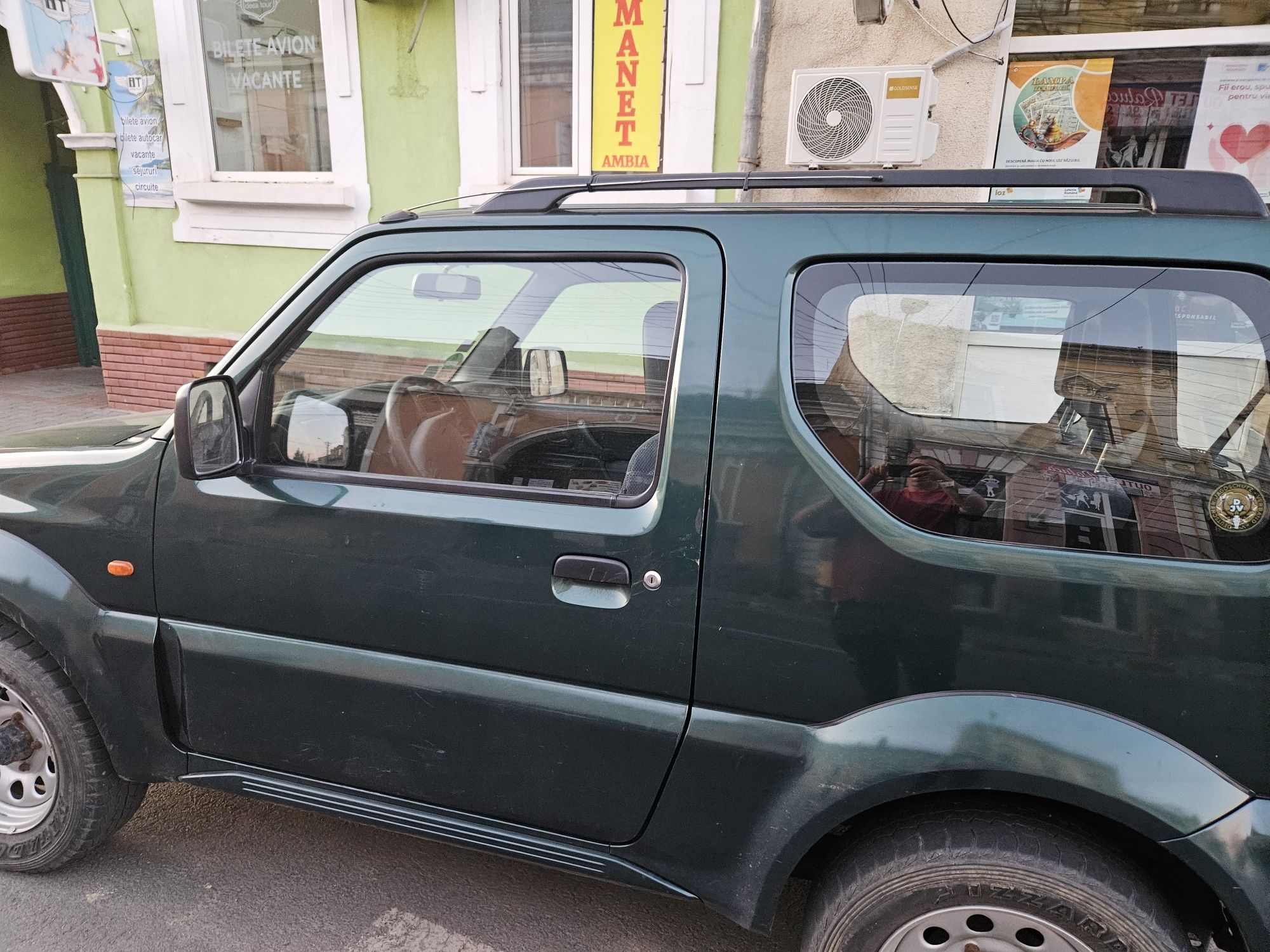 Vând Suzuki jimny
