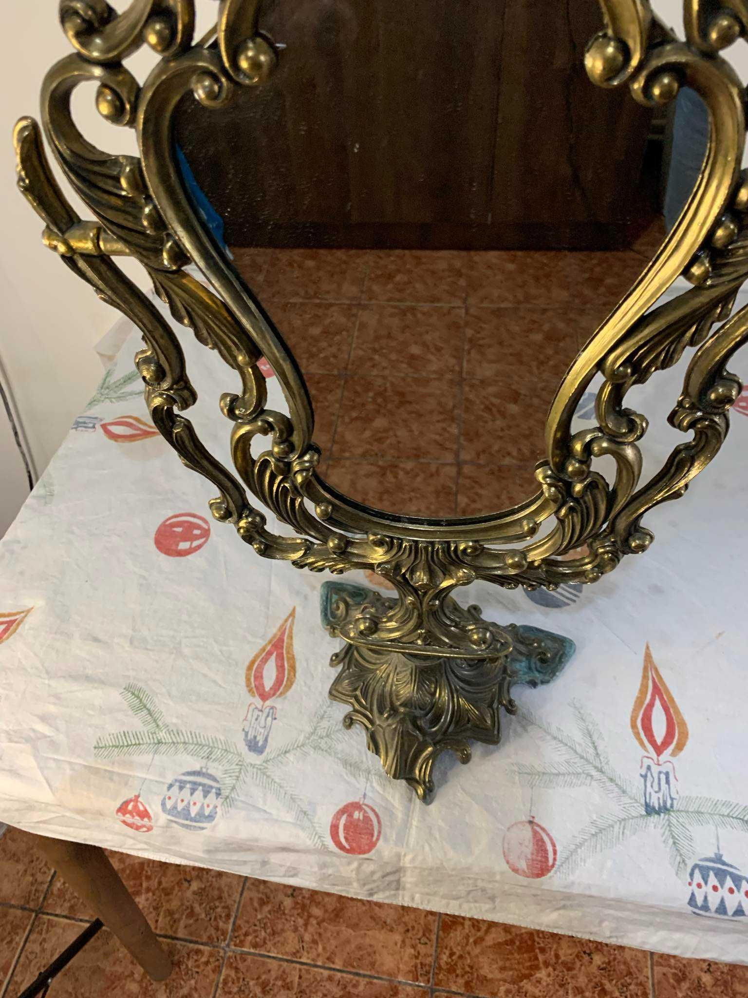Oglinda vintage din bronz