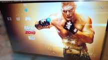 PlayStation 3 с геймпадом по блютузу.