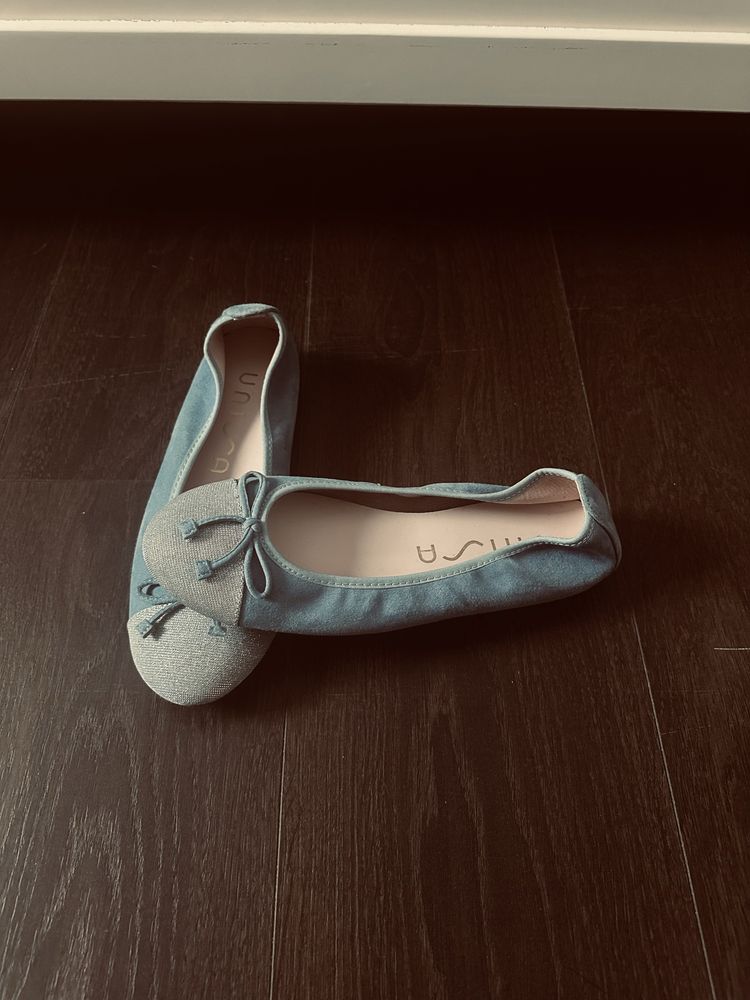 Balerini din piele intoarsa , noi marimea 37 / 38