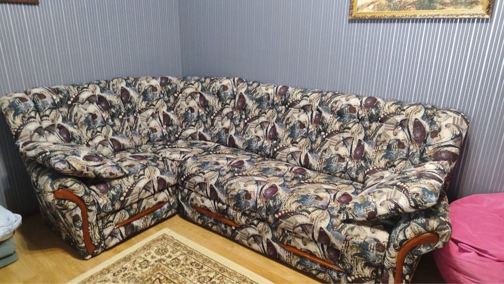Продам Диван угловой