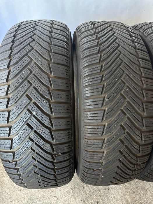 215/60/17 Michelin dot22