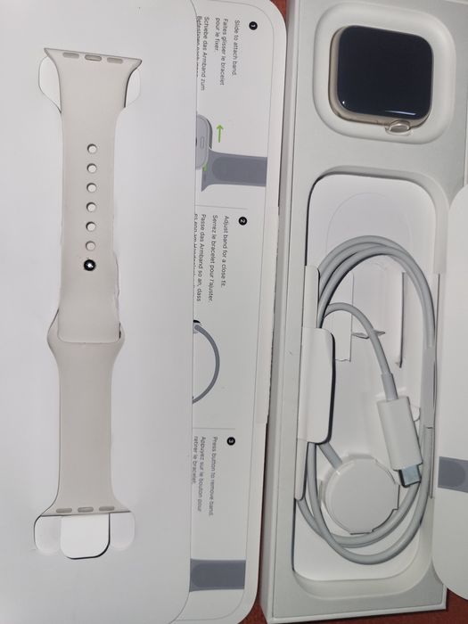 Apple Watch se de vanzare