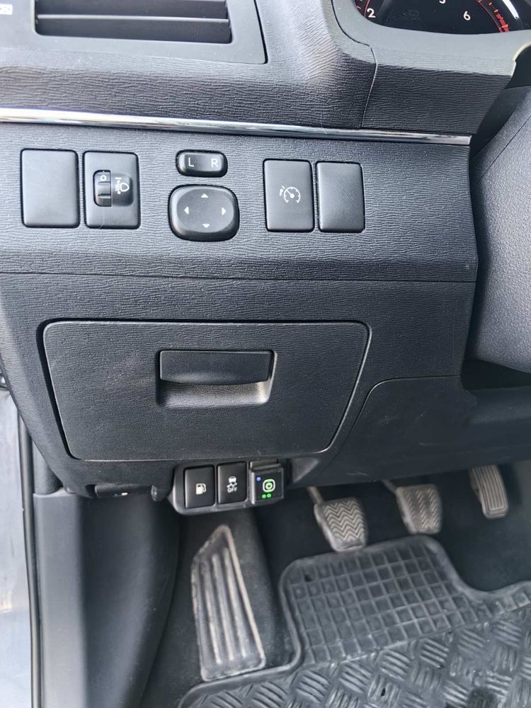Toyota Avensis 1.8 газ/ бензин