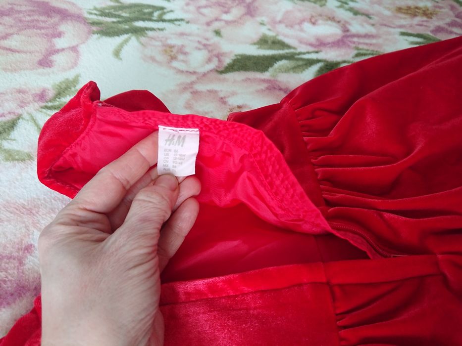 Rochiță roșie de catifea H&M, 80-86 cm, 1-2 ani
