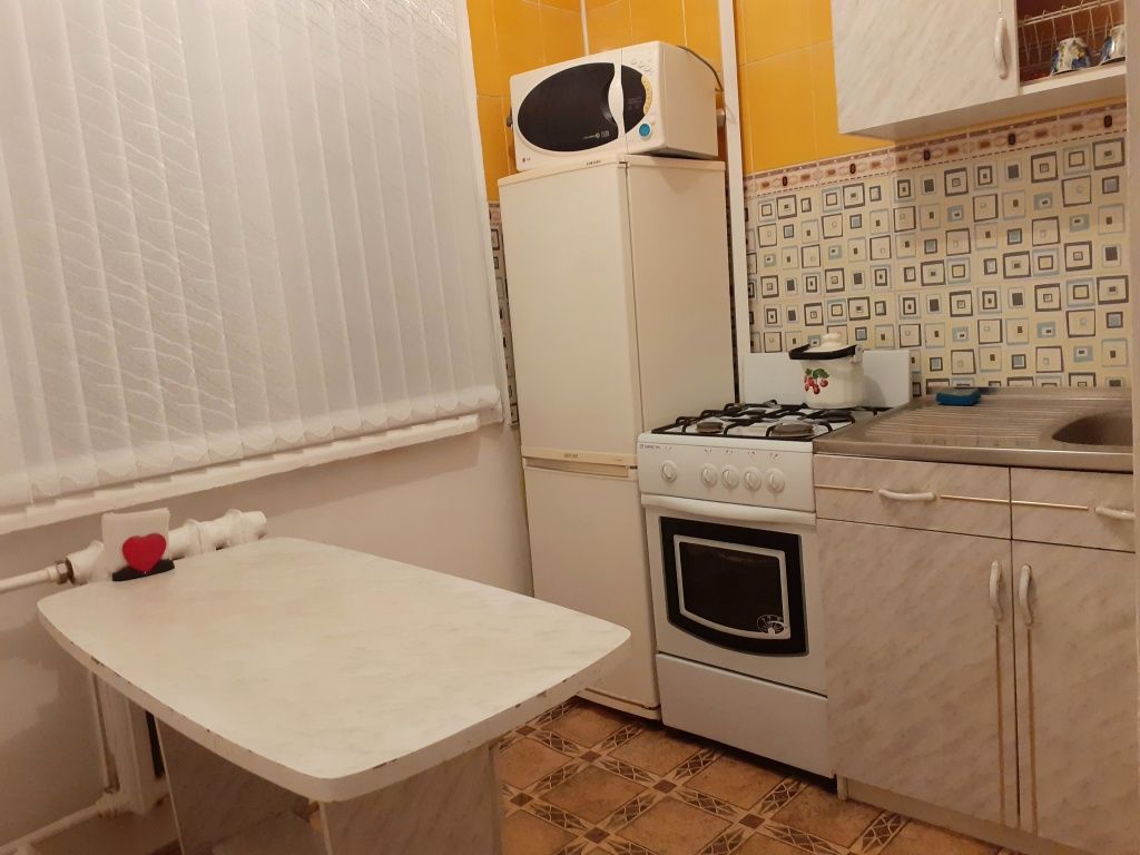р-он. Нурдаулет,Коныс. 1к.кв. Посуточно чисто и уютно, 1,2,3 часа-5ООО