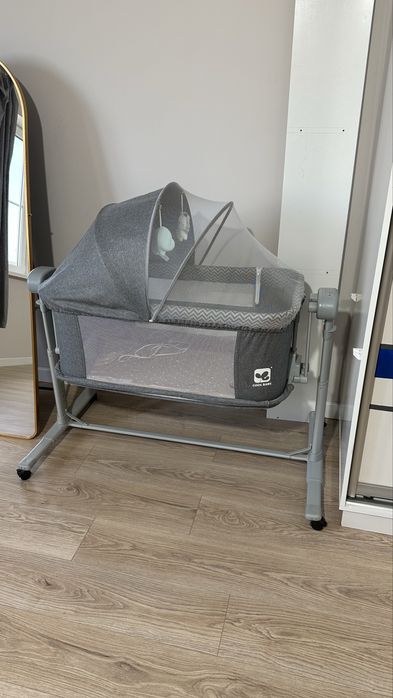 Продам манеж есть пультовое управление