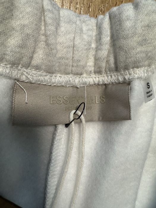 НОВО Fear of God "Essentials" Oatmeal Pants панталони