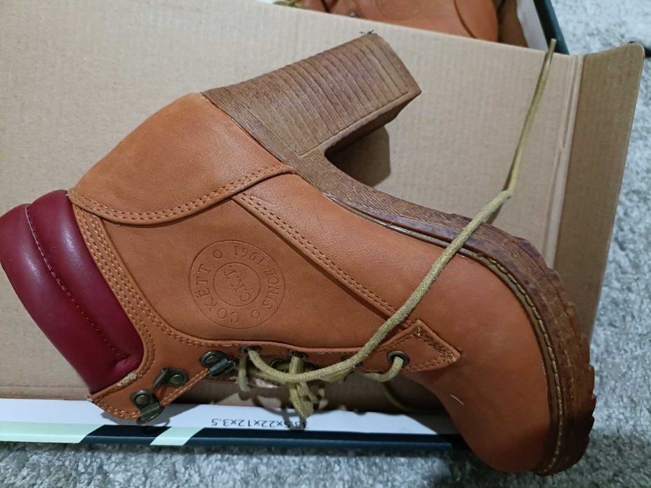 Vand botine imitatie piele