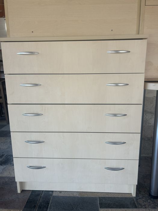 Скрин, ракли, маса