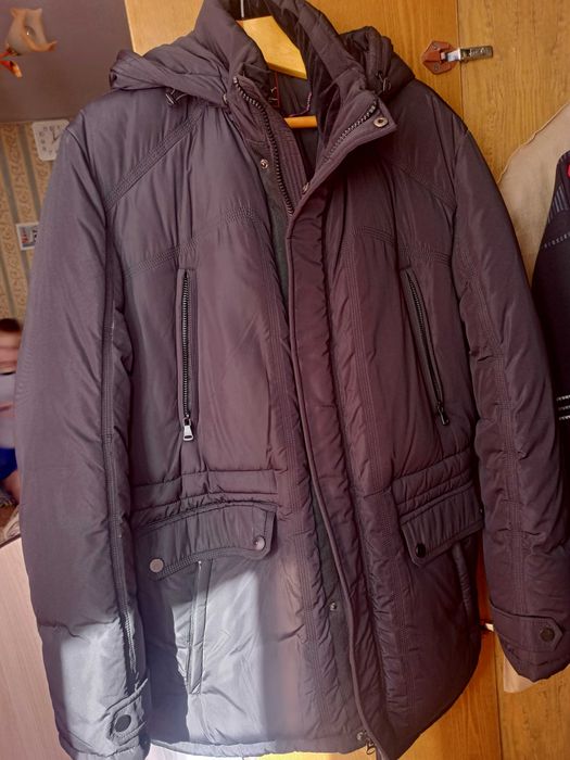 Продам новую мужскую куртку