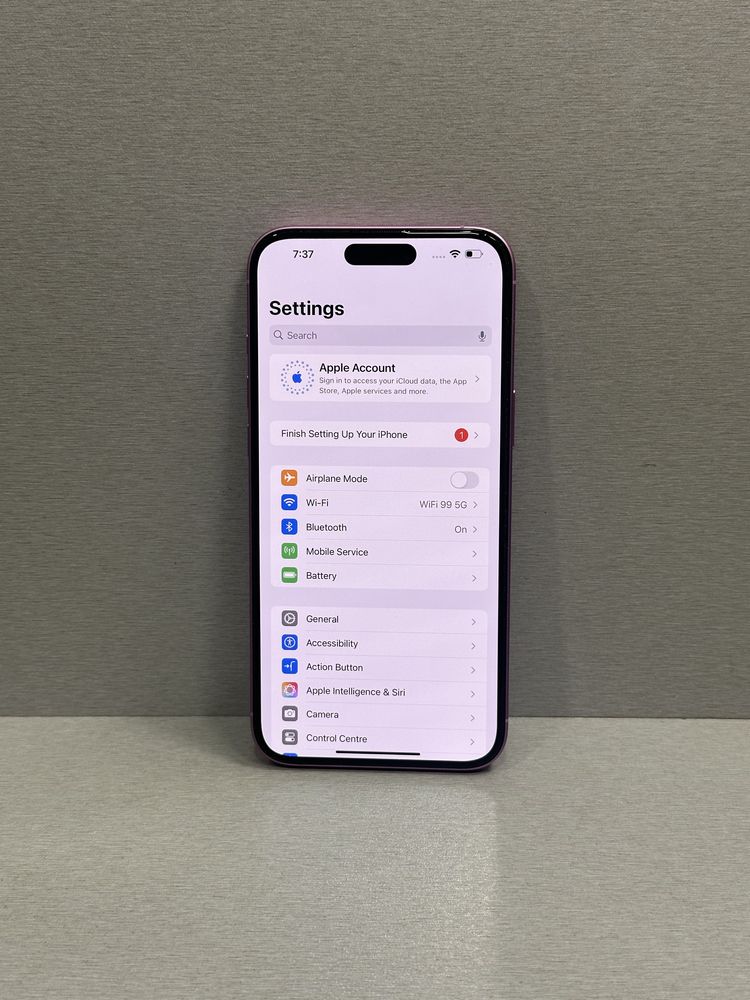 Продавам перфектен iPhone 16 PLUS