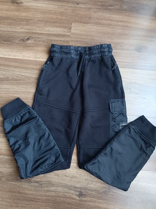 Есенно олекотено черно Яке Reserved,спортни долнища Primark, Decathlon