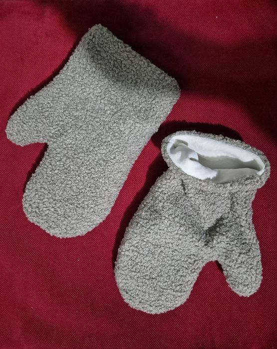 Варежки новые размер стандарт