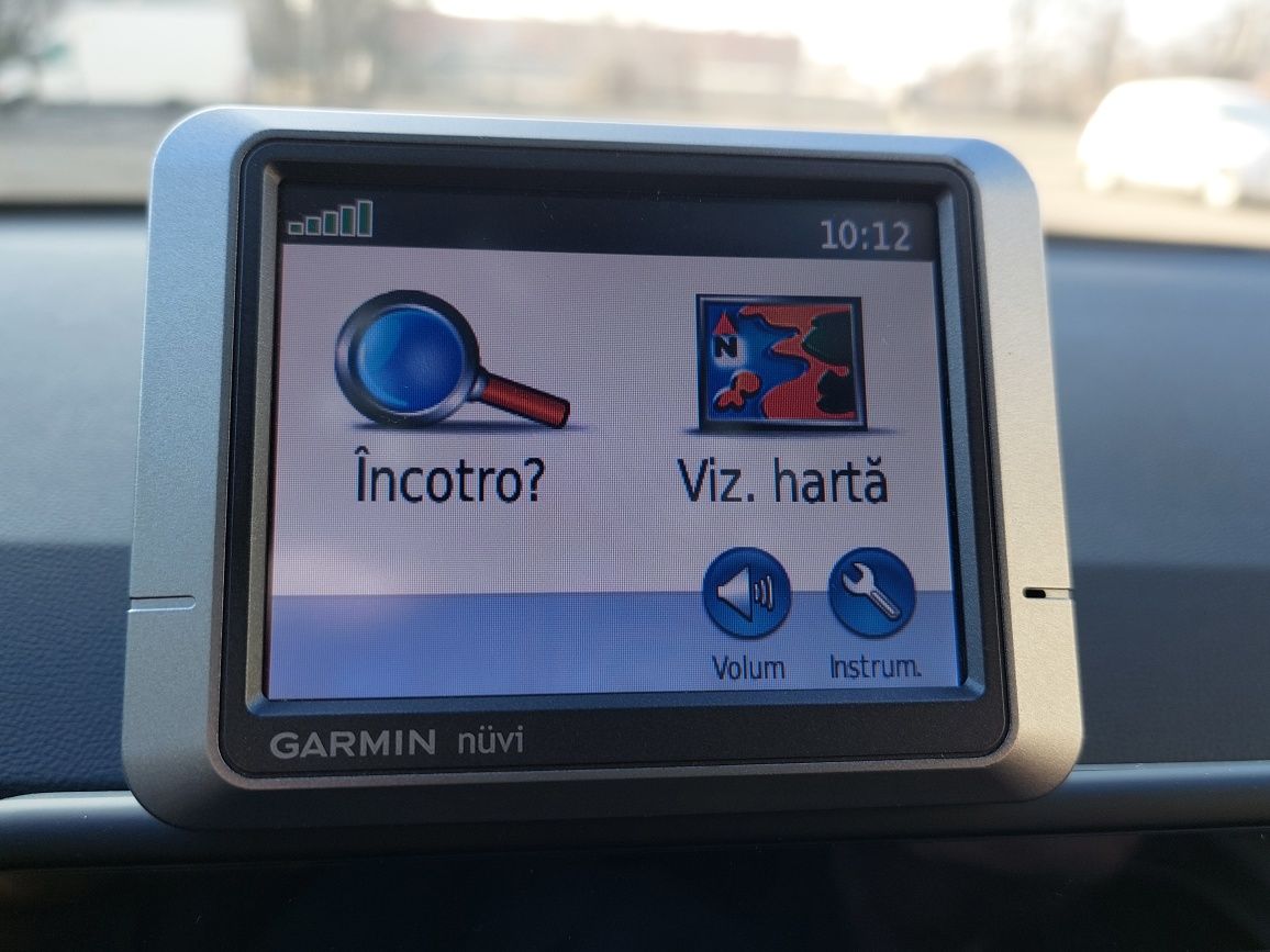 GpS Navigatie Garmin Novi 200 + incarcator + suport parbriz - 99 lei