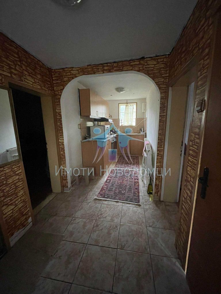 Продава се Къща в Шумен, 2-ри корпус - 70 кв.м за 219 €/кв.м - Снимка #3