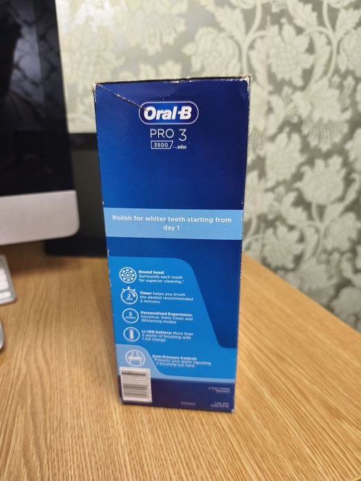 Periuța Electrica Oral B pro3 / Roz model rar